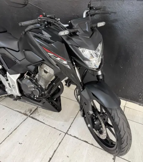 HONDA CB 300 F Twister FLEX ABS, Foto 9