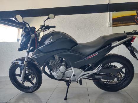 HONDA CB 300 R ABS, Foto 9 HONDA CB 300 R ABS, Foto 9