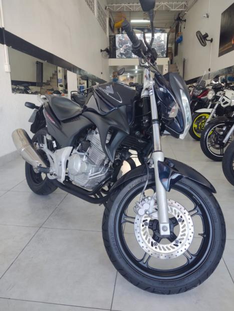 HONDA CB 300 R ABS, Foto 11 HONDA CB 300 R ABS, Foto 11