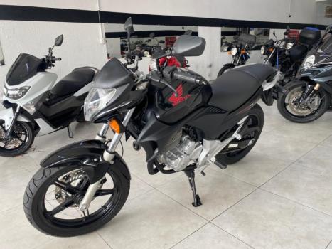 HONDA CB 300 R ESPECIAL EDITION, Foto 4