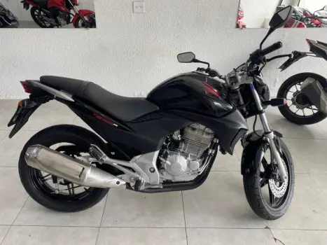 HONDA CB 300 R ESPECIAL EDITION, Foto 6