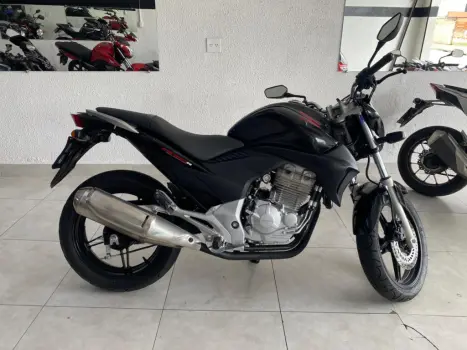 HONDA CB 300 R ESPECIAL EDITION, Foto 14