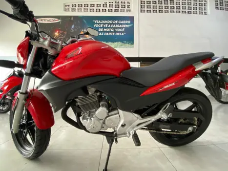 HONDA CB 300 R ESPECIAL EDITION, Foto 6