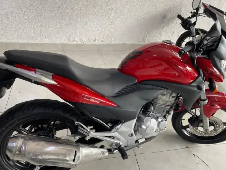 HONDA CB 300 R ESPECIAL EDITION, Foto 12