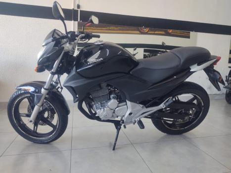 HONDA CB 300 R STD, Foto 3