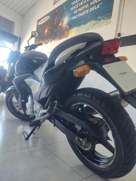 HONDA CB 300 R STD, Foto 5