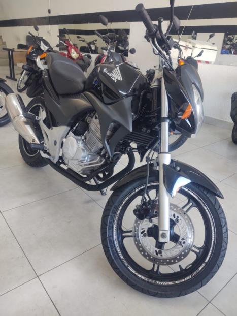 HONDA CB 300 R STD, Foto 10