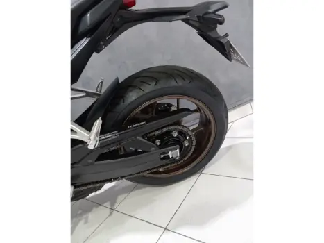 HONDA CB 650 R ABS, Foto 9