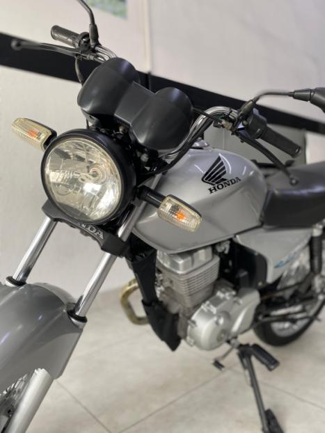 HONDA CG 150 TITAN KS, Foto 2