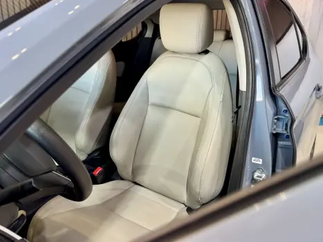 HONDA City Hatch 1.5 16V 4P FLEX LX AUTOM�TICO CVT, Foto 5