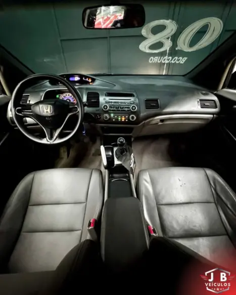 HONDA Civic 1.8 16V 4P FLEX LXS, Foto 4