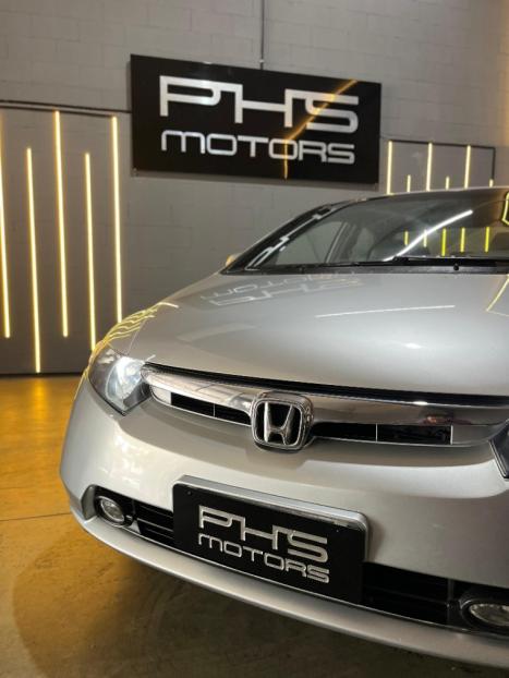 HONDA Civic 1.8 16V 4P LXS, Foto 2