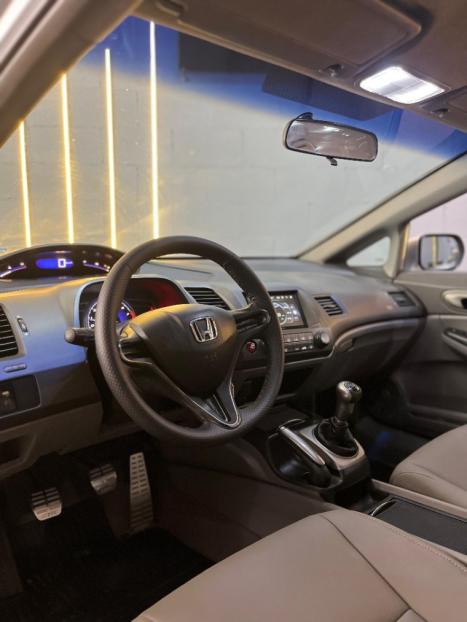 HONDA Civic 1.8 16V 4P LXS, Foto 5