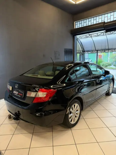 HONDA Civic 1.8 16V 4P LXS AUTOM�TICO, Foto 4