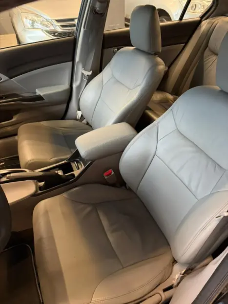 HONDA Civic 1.8 16V 4P LXS AUTOM�TICO, Foto 5