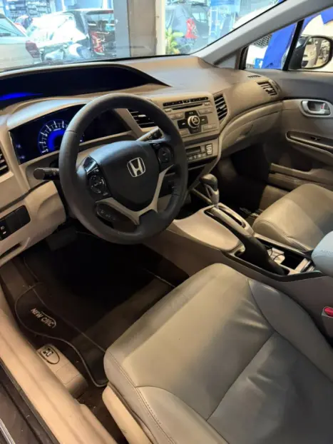 HONDA Civic 1.8 16V 4P LXS AUTOM�TICO, Foto 10