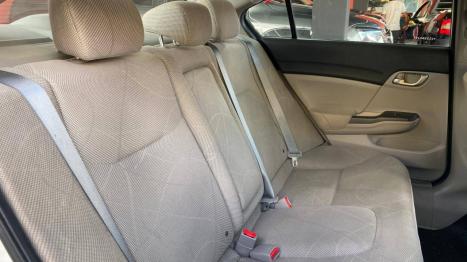 HONDA Civic 1.8 16V 4P FLEX LXS AUTOM�TICO, Foto 6