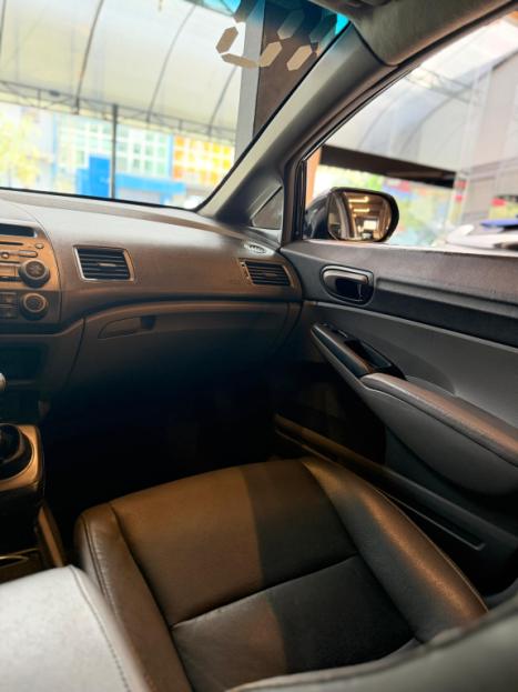 HONDA Civic 1.8 16V 4P FLEX LXS, Foto 13
