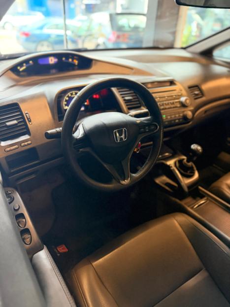 HONDA Civic 1.8 16V 4P FLEX LXS, Foto 17
