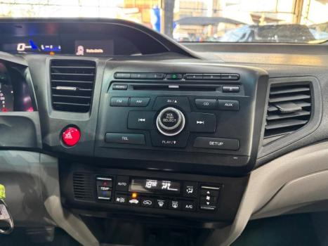 HONDA Civic 1.8 16V 4P FLEX LXS AUTOM�TICO, Foto 14