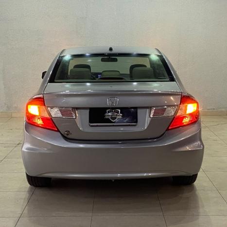 HONDA Civic 1.8 16V 4P LXS AUTOM�TICO, Foto 4
