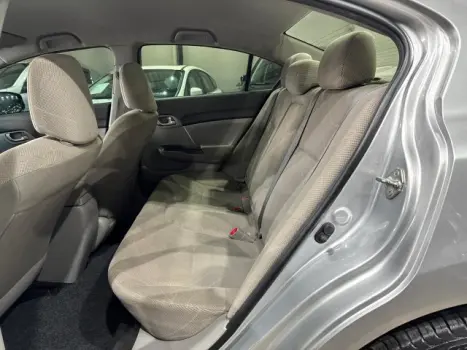 HONDA Civic 1.8 16V 4P FLEX LXS, Foto 6