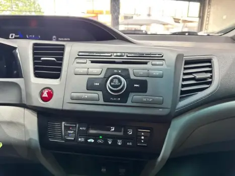 HONDA Civic 1.8 16V 4P FLEX LXS, Foto 9