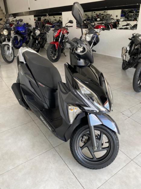 HONDA Elite 125 , Foto 2