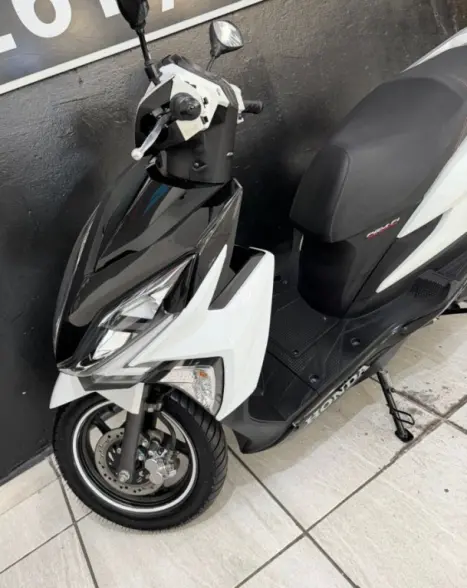HONDA Elite 125 , Foto 2
