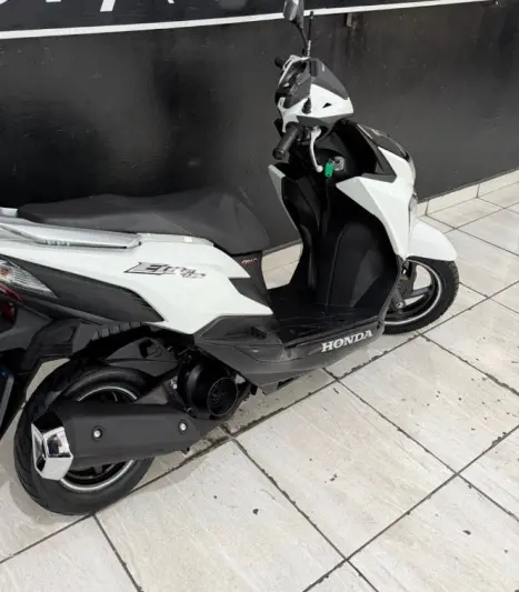 HONDA Elite 125 , Foto 6