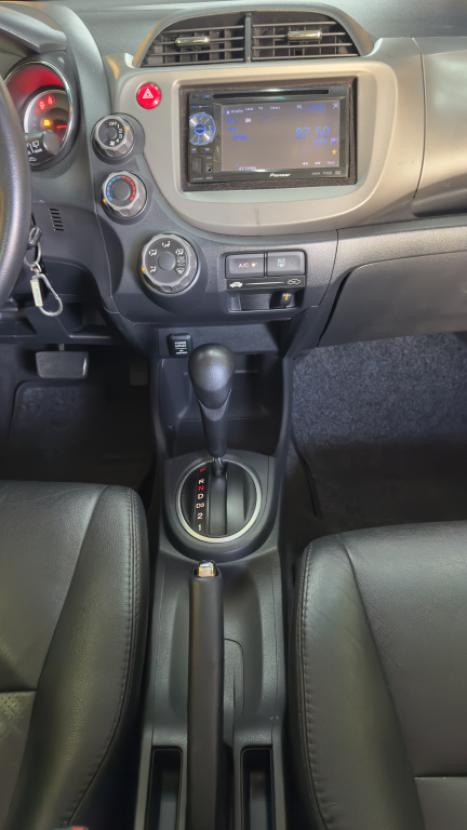 HONDA Fit 1.5 16V 4P TWIST FLEX AUTOMÁTICO, Foto 16 HONDA Fit 1.5 16V 4P TWIST FLEX AUTOMÁTICO, Foto 16