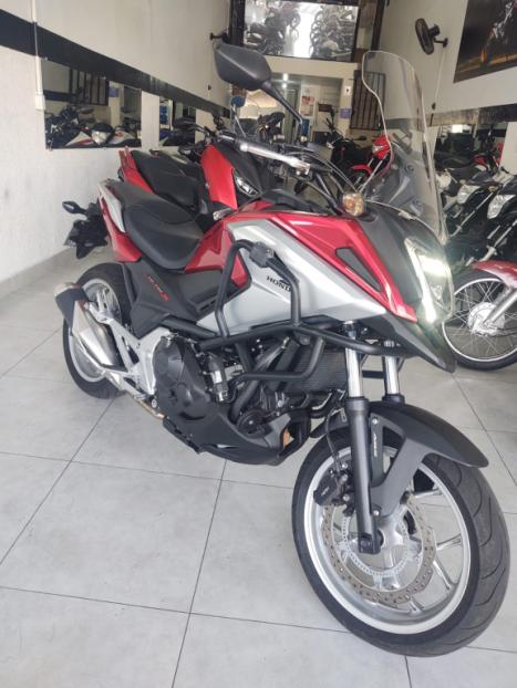 HONDA NC 750 X ABS, Foto 2