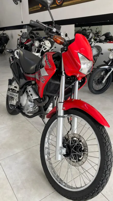 HONDA NX Falcon 400, Foto 11