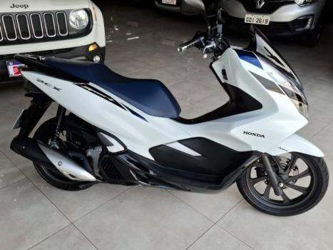 HONDA PCX 150 DLX, Foto 2