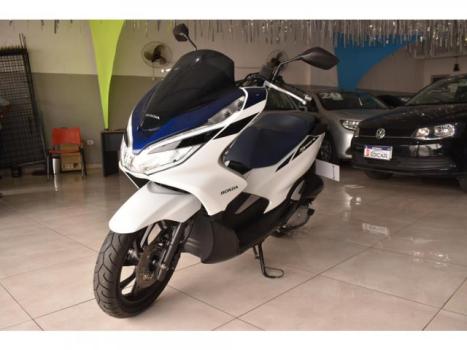HONDA PCX 150 DLX, Foto 1