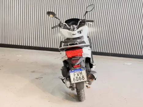 HONDA PCX 150 DLX, Foto 4