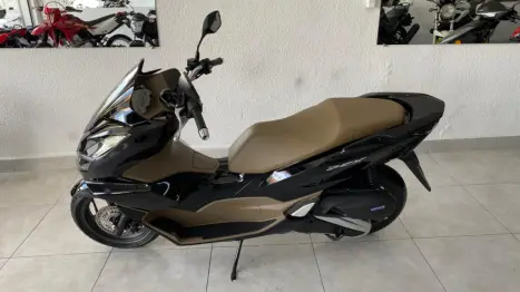HONDA PCX 160 DLX ABS, Foto 2