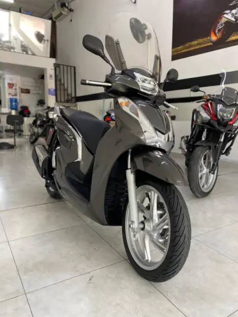 HONDA SH 300 I , Foto 2