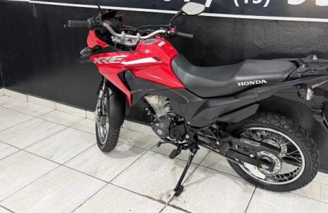 HONDA XRE 190 ABS, Foto 2