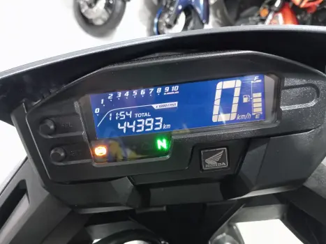 HONDA XRE 300 ABS, Foto 12