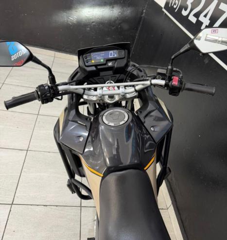 HONDA XRE 300 ADVENTURE, Foto 11