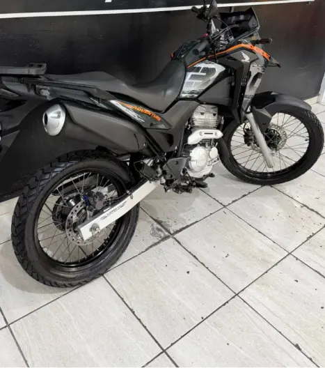 HONDA XRE 300 ADVENTURE, Foto 9