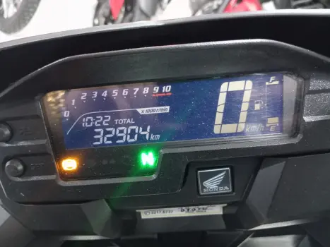 HONDA XRE 300 ADVENTURE, Foto 5