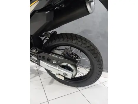 HONDA XRE 300 ADVENTURE, Foto 11
