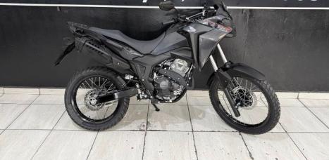 HONDA XRE 300 Sahara , Foto 1