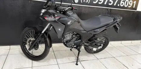 HONDA XRE 300 Sahara , Foto 7