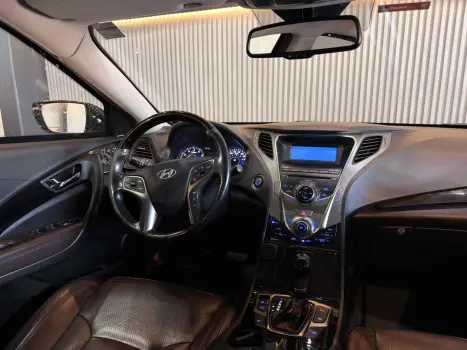 HYUNDAI Azera 3.0 V6 24V GDI AUTOM�TICO, Foto 12