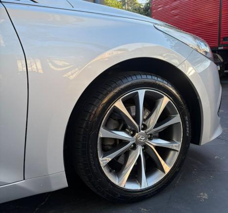 HYUNDAI Azera 3.0 V6 24V GLS AUTOMÁTICO, Foto 4