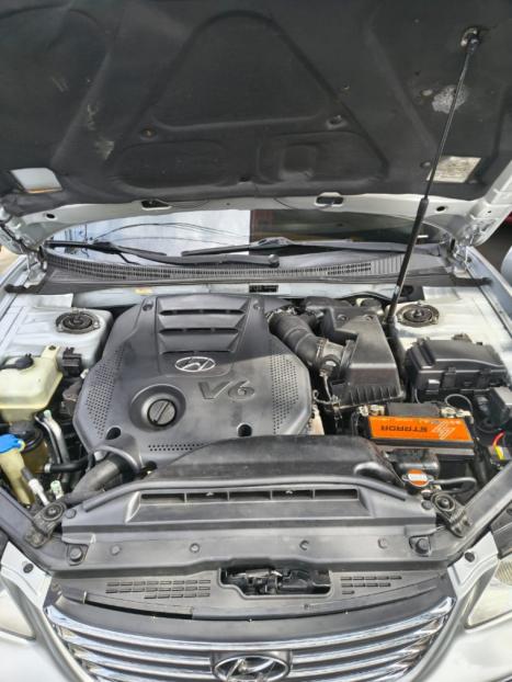 HYUNDAI Azera 3.3 V6 24V GLS AUTOM�TICO, Foto 8