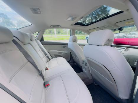 HYUNDAI Azera 3.3 V6 24V GLS AUTOMÁTICO, Foto 12